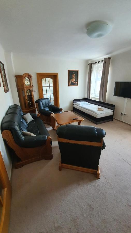 Apartment Pension Stark Františkovy Lázně Quarto foto